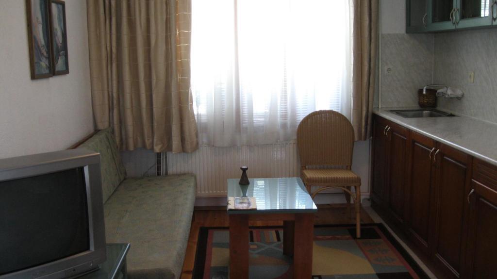 Guest House Voyno Dobrinischte Exterior foto